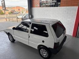 FIAT - UNO - 2012/2013 - Branca - R$ 26.000,00