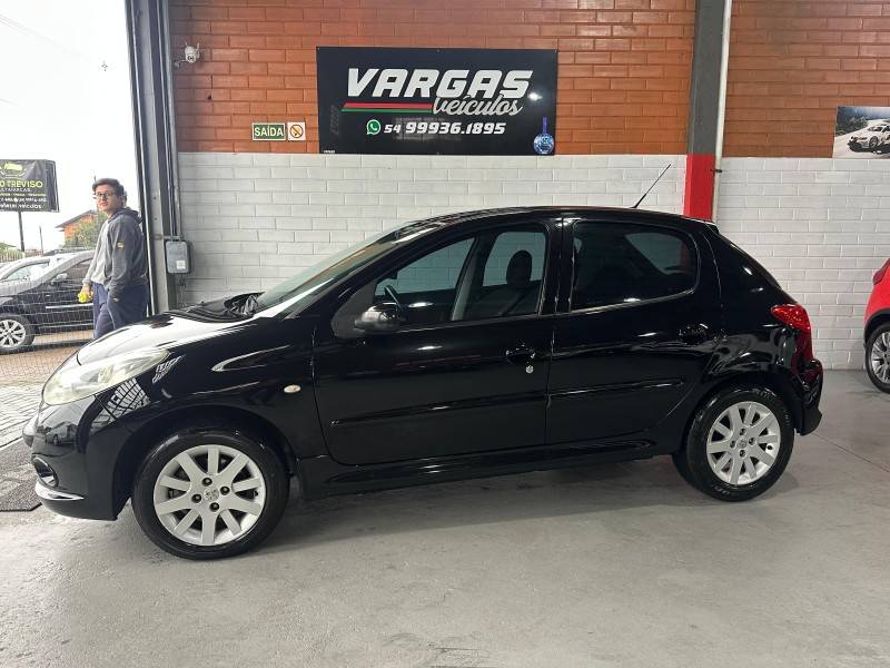 PEUGEOT - 207 - 2009/2010 - Preta - R$ 23.000,00