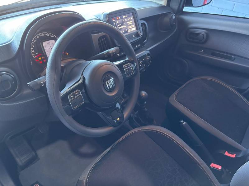 FIAT - MOBI - 2022/2023 - Cinza - R$ 63.000,00
