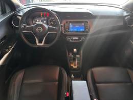 NISSAN - KICKS - 2016/2017 - Branca - R$ 82.000,00