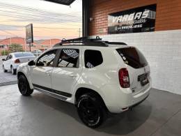 RENAULT - DUSTER - 2015/2015 - Branca - R$ 56.000,00