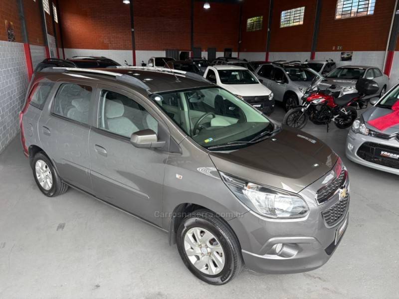 CHEVROLET - SPIN - 2012/2013 - Cinza - R$ 51.000,00