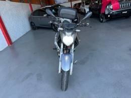 YAMAHA - FAZER - 2009/2010 - Prata - R$ 12.500,00