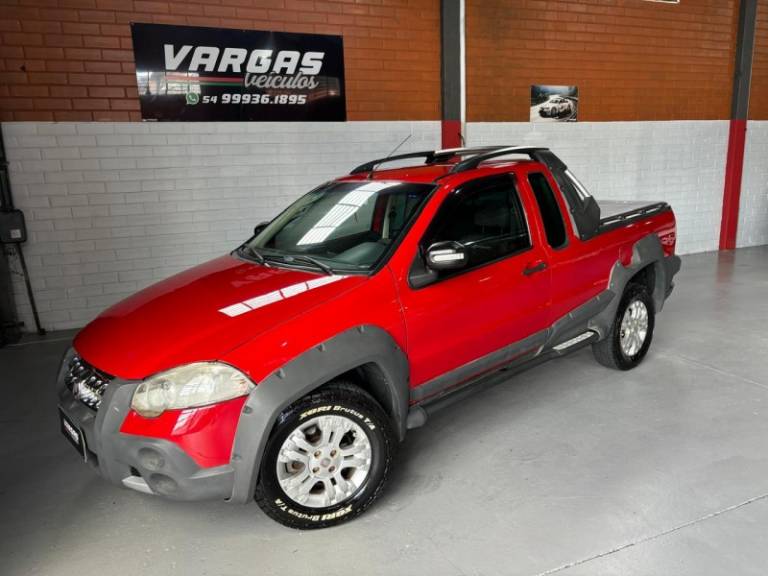 FIAT - STRADA - 2009/2009 - Vermelha - R$ 44.900,00