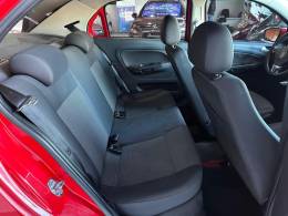 VOLKSWAGEN - VOYAGE - 2013/2013 - Vermelha - R$ 40.000,00