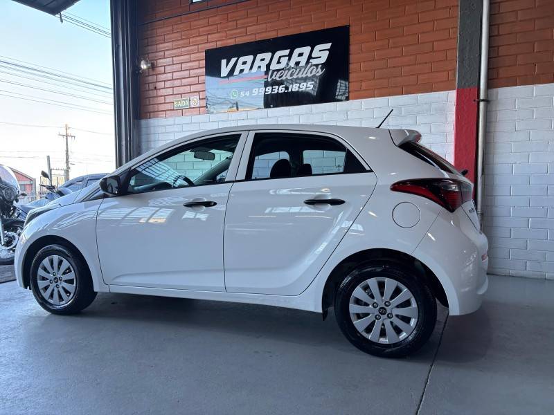 HYUNDAI - HB20 - 2018/2019 - Branca - R$ 56.000,00