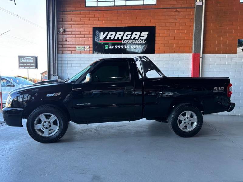 CHEVROLET - S10 - 2009/2010 - Preta - R$ 59.000,00