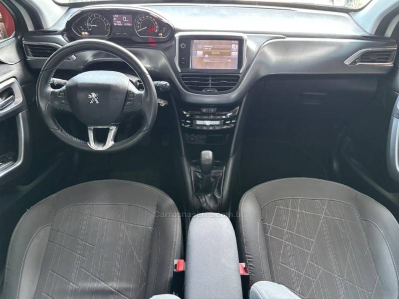 PEUGEOT - 208 - 2015/2016 - Branca - R$ 54.000,00