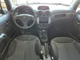 CITROËN - C3 - 2010/2011 - Verde - R$ 28.000,00
