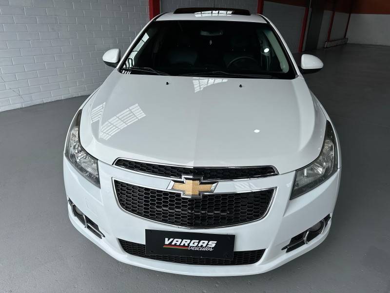 CHEVROLET - CRUZE - 2014/2014 - Branca - R$ 72.900,00