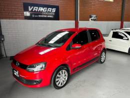 VOLKSWAGEN - FOX - 2011/2011 - Vermelha - R$ 32.900,00