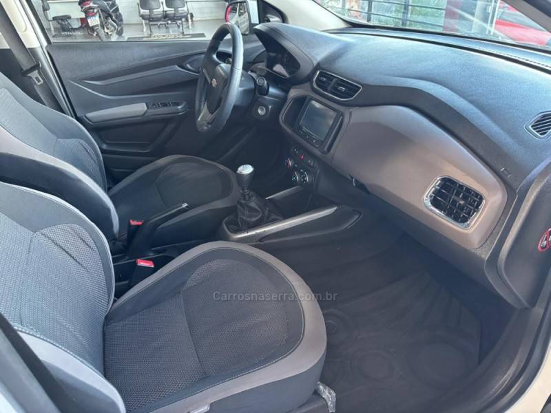 CHEVROLET - PRISMA - 2015/2015 - Branca - R$ 55.000,00