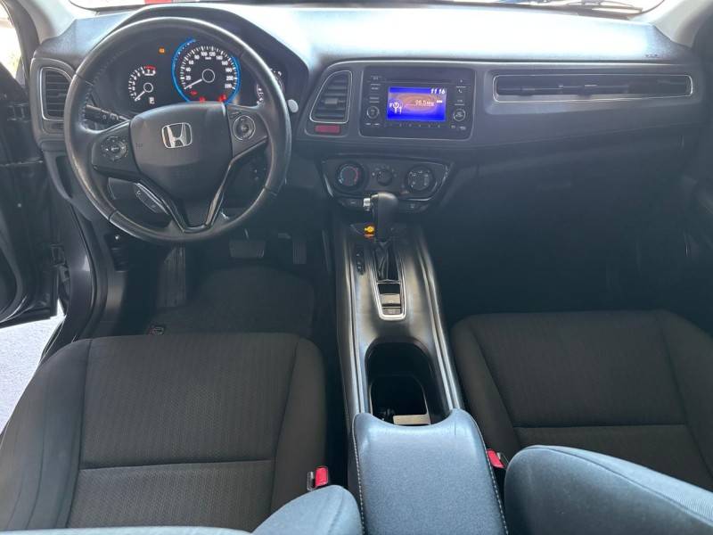 HONDA - HR-V - 2016/2016 - Cinza - R$ 86.000,00
