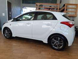 HYUNDAI - HB20 - 2015/2015 - Branca - R$ 52.000,00