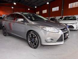 FORD - FOCUS - 2014/2015 - Cinza - R$ 57.000,00