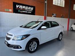 CHEVROLET - PRISMA - 2015/2015 - Branca - R$ 55.000,00