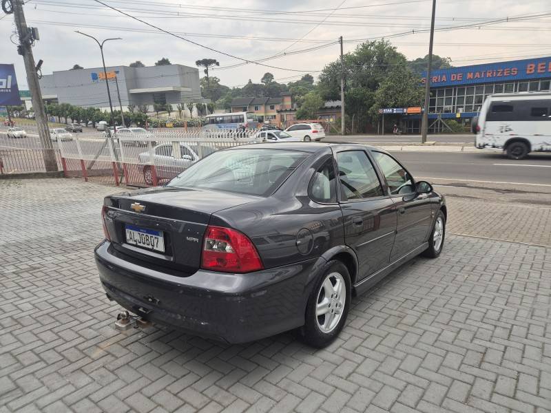 CHEVROLET - VECTRA - 2002/2002 - Cinza - R$ 29.000,00