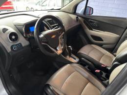 CHEVROLET - TRACKER - 2013/2014 - Prata - R$ 70.000,00