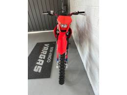 HONDA - CRF 230F - 2016/2016 - Vermelha - R$ 16.900,00