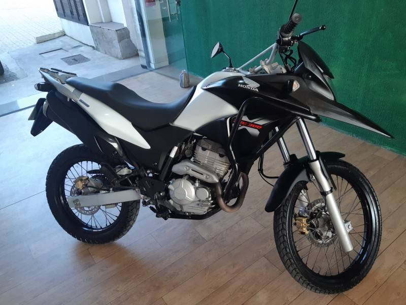 HONDA - XRE 300 - 2014/2015 - Branca - R$ 20.000,00