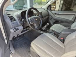 CHEVROLET - S10 - 2014/2014 - Prata - R$ 96.000,00