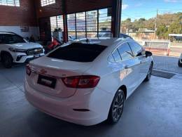 CHEVROLET - CRUZE - 2017/2018 - Branca - R$ 95.000,00