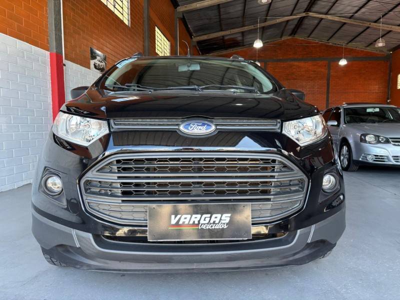 FORD - ECOSPORT - 2012/2013 - Preta - R$ 56.000,00