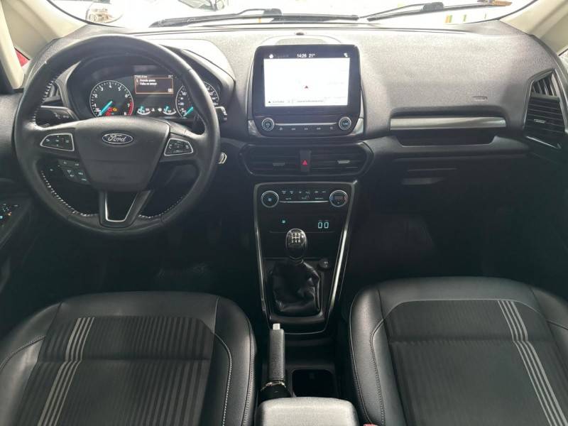 FORD - ECOSPORT - 2017/2018 - Prata - R$ 75.000,00