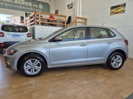 VOLKSWAGEN - POLO - 2019/2020 - Prata - R$ 70.000,00