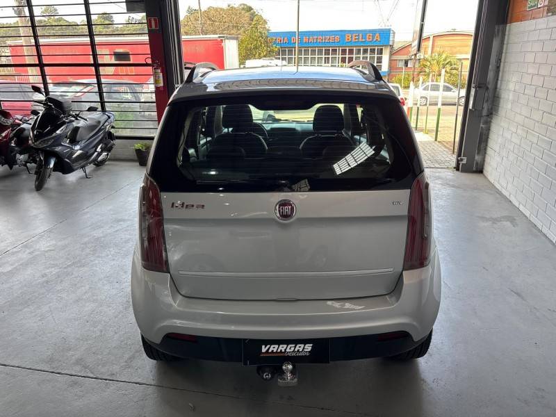FIAT - IDEA - 2010/2011 - Prata - R$ 28.000,00