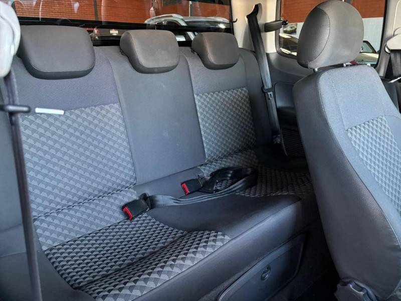 VOLKSWAGEN - SAVEIRO - 2015/2015 - Branca - R$ 60.000,00