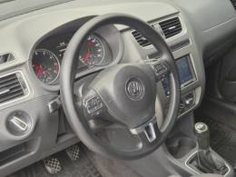 VOLKSWAGEN - FOX - 2013/2014 - Preta - R$ 33.000,00