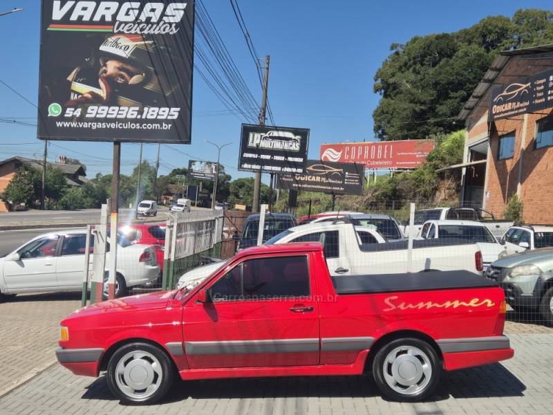 VOLKSWAGEN - SAVEIRO - 1993/1994 - Vermelha - R$ 33.000,00