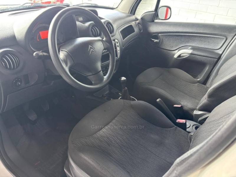 CITROËN - C3 - 2011/2012 - Branca - R$ 26.000,00