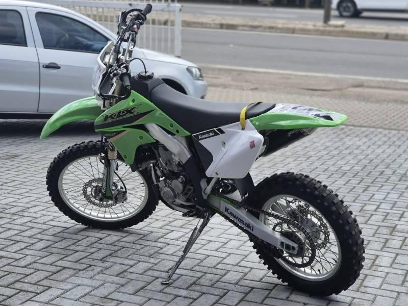 KAWASAKI - KLX 450R - 2022/2022 - Verde - R$ 40.000,00