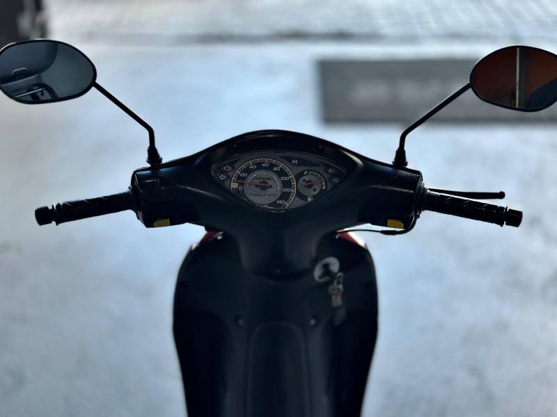 HONDA - BIZ 125 - 2008/2009 - Vermelha - R$ 8.900,00