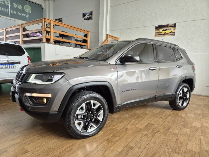 JEEP - COMPASS - 2018/2018 - Cinza - R$ 126.000,00