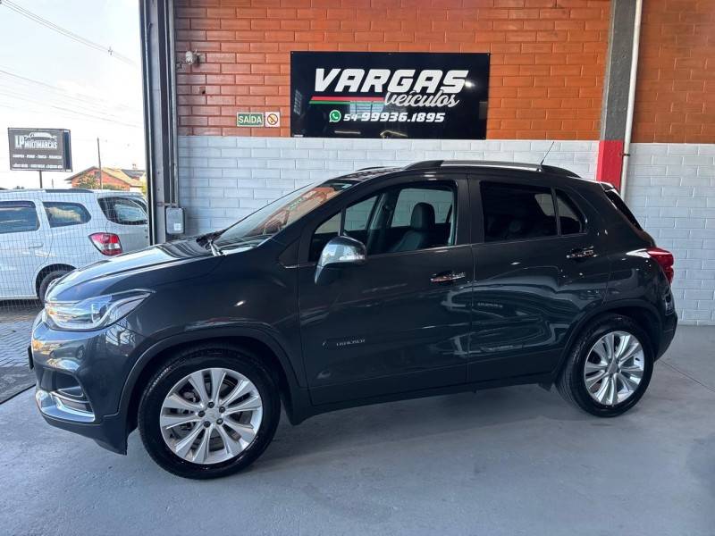 CHEVROLET - TRACKER - 2018/2019 - Cinza - R$ 90.000,00