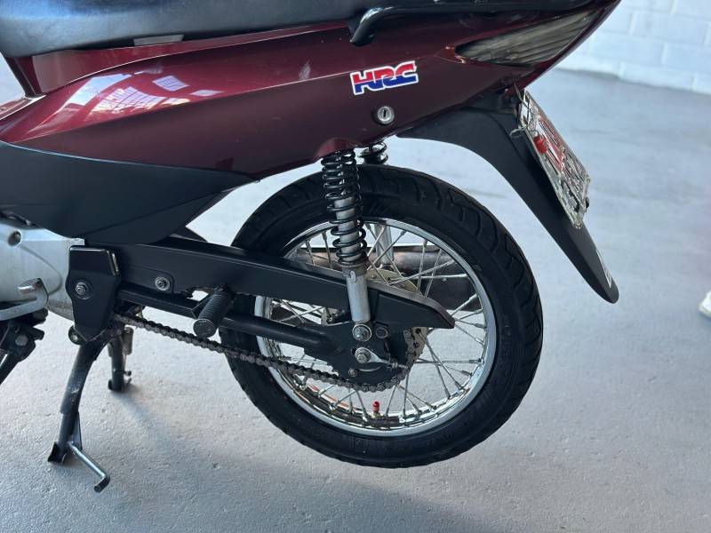 HONDA - BIZ 125 - 2008/2009 - Vermelha - R$ 8.900,00