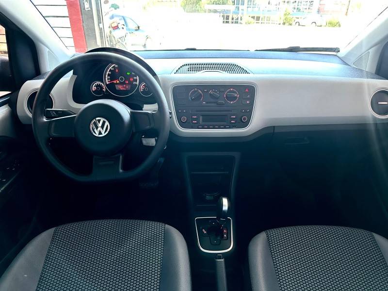 VOLKSWAGEN - UP - 2015/2016 - Bege - R$ 44.900,00