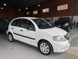 CITROËN - C3 - 2011/2012 - Branca - R$ 26.000,00