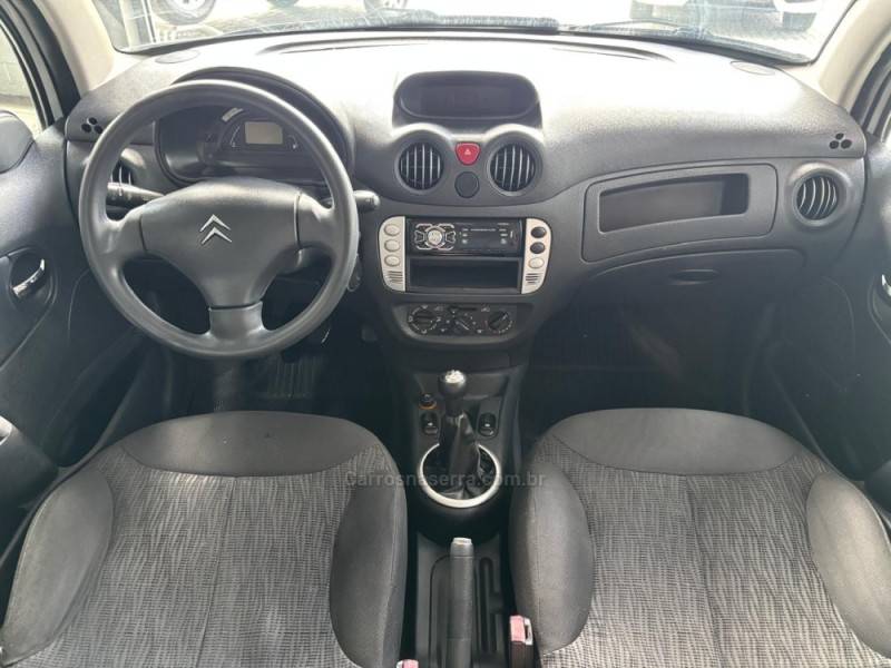 CITROËN - C3 - 2011/2012 - Branca - R$ 26.000,00