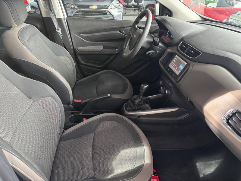 CHEVROLET - PRISMA - 2014/2015 - Branca - R$ 50.000,00