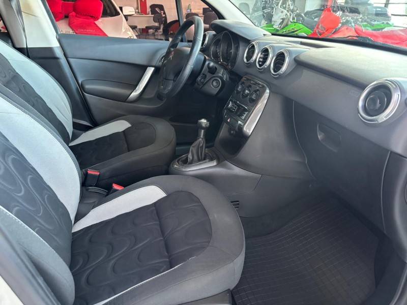 CITROËN - C3 - 2014/2014 - Branca - R$ 41.000,00