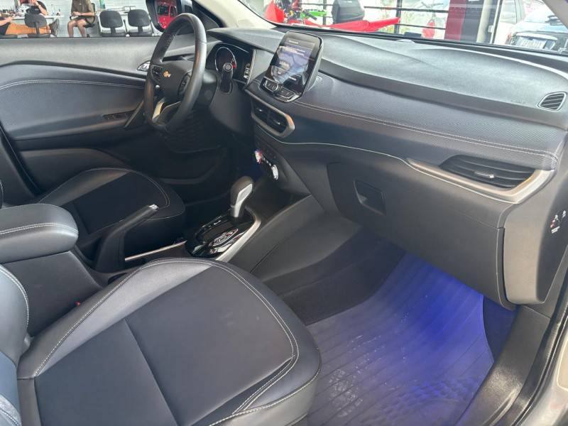 CHEVROLET - TRACKER - 2022/2022 - Cinza - R$ 115.000,00
