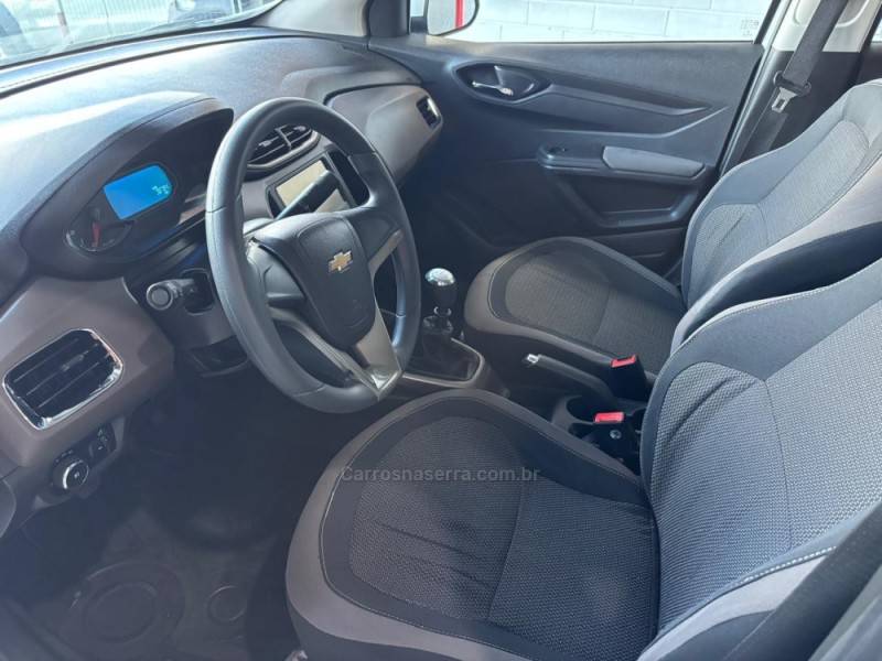 CHEVROLET - PRISMA - 2015/2015 - Branca - R$ 55.000,00