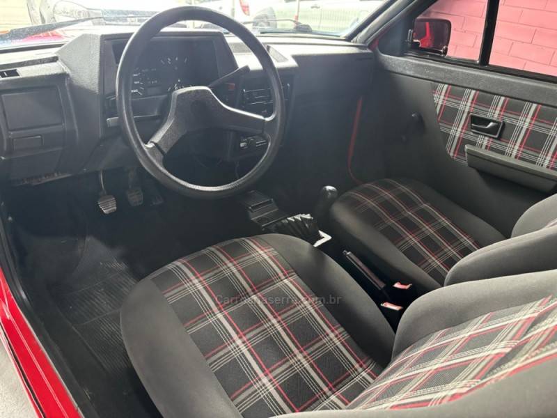 VOLKSWAGEN - SAVEIRO - 1993/1994 - Vermelha - R$ 35.000,00