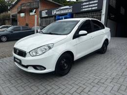 FIAT - GRAND SIENA - 2018/2018 - Branca - R$ 37.000,00