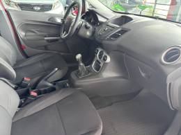FORD - FIESTA - 2016/2017 - Vermelha - R$ 54.000,00