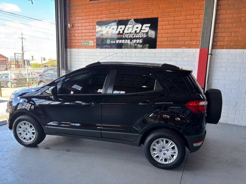 FORD - ECOSPORT - 2012/2013 - Preta - R$ 56.000,00